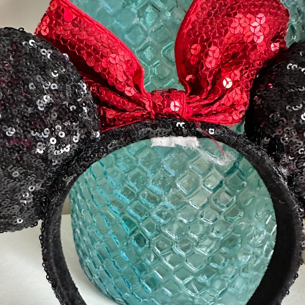 Minnie Mouse Sequin Ears Headband from Disney Parks. - Picture 3 of 3